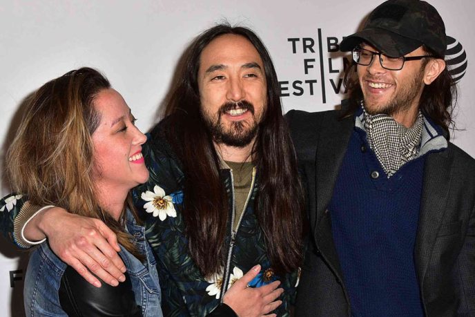 A Fiery Voice in a Formative Age: Nathan Mileikowsky and the Family He