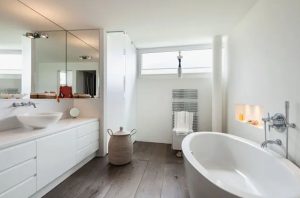 reglazing can do for your bathroom's resale value