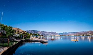what locals and travelers love doing in lake chelan