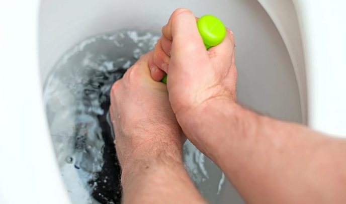 5 signs you need a residential plumber for routine maintenance