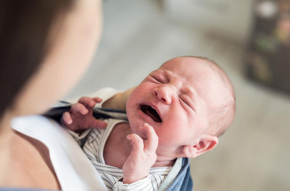 colicky newborn