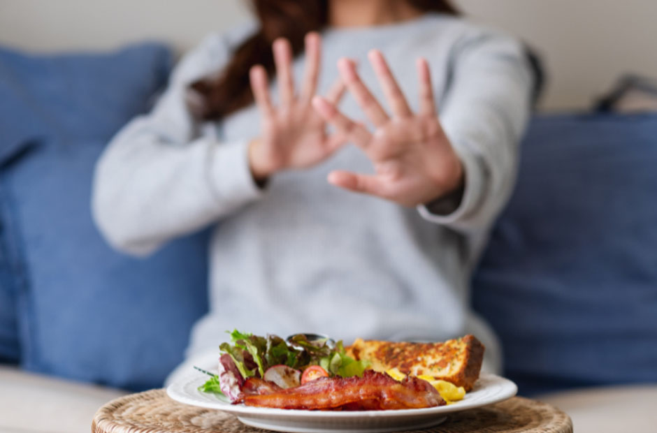 foods you can and can’t eat with dental implants