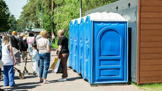 right portable toilets for hire