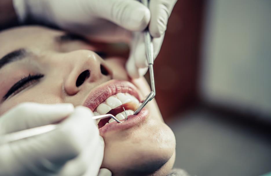 8 signs that your dental pain requires an immediate emergency dentist visit 3