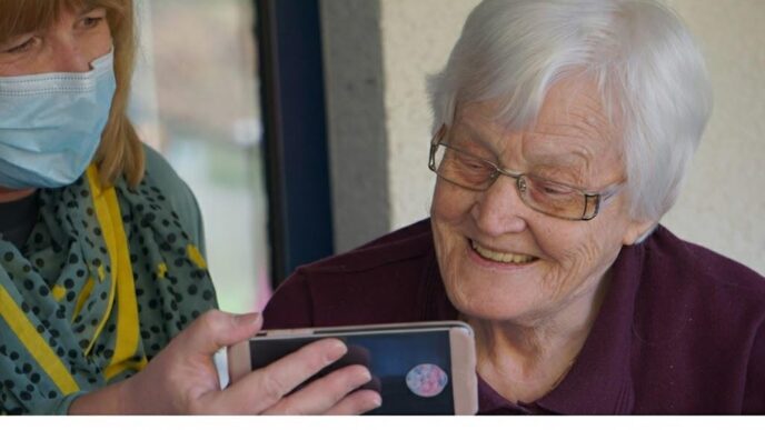 how does life assure medical alert keep seniors safe at home and on the go