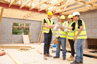 how to choose a contractor who can handle both small renovations and large scale builds