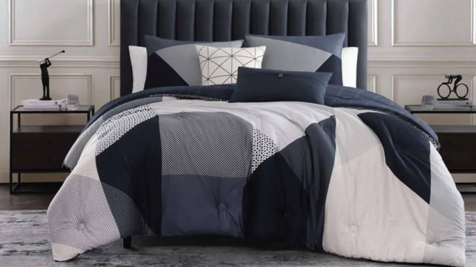 how to choose a luxury comforter set that matches your bedroom theme