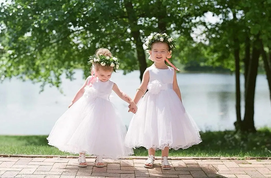 how to choose the perfect flower girl dress