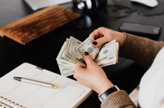 managing your finances effectively after taking a quick loan