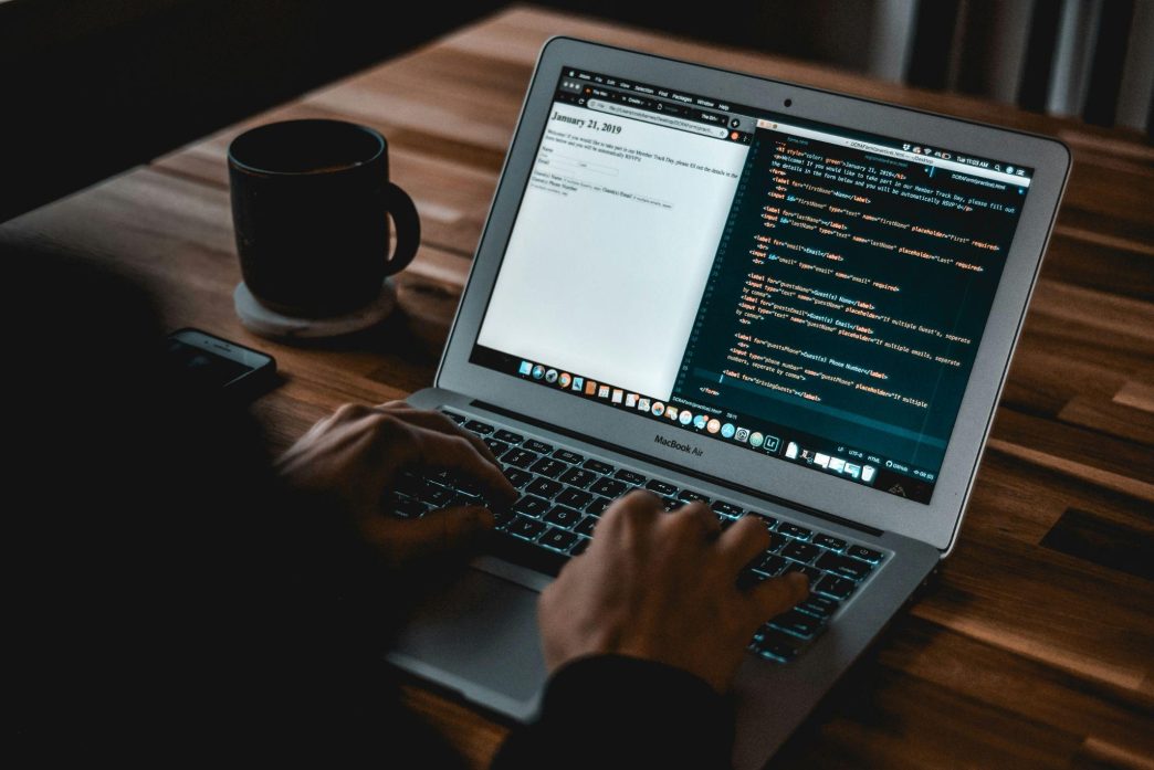 why startups are turning to business app builders instead of custom coding 1