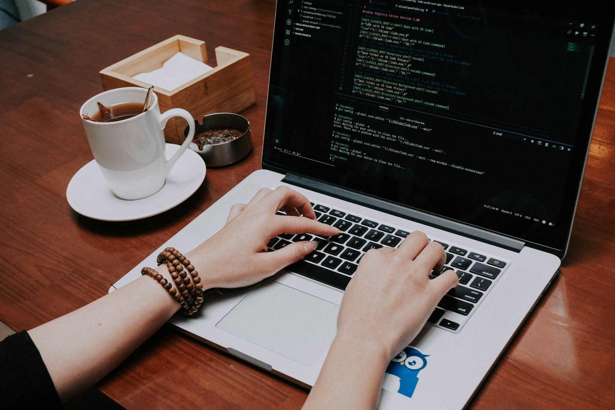 why startups are turning to business app builders instead of custom coding 2