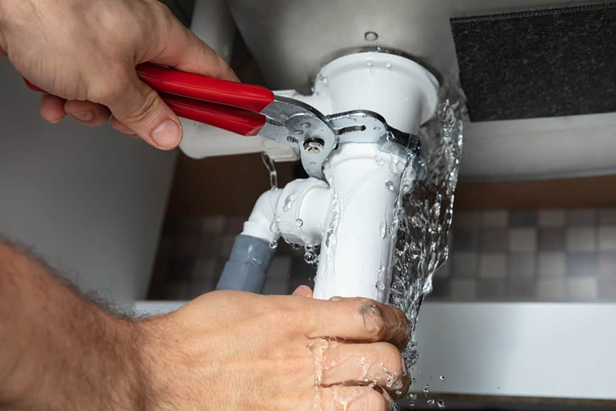7 most common plumbing emergencies wollongong homeowners face (and how to prevent them)