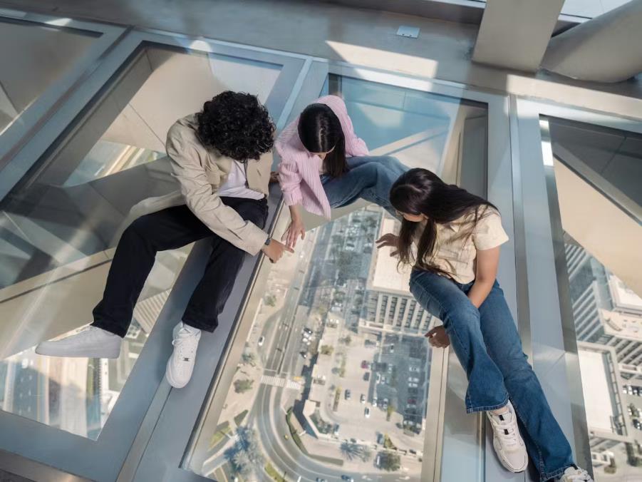 why sky views observatory is must visit attraction in dubai 1
