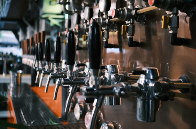 essential beer line maintenance practices for bars and restaurants