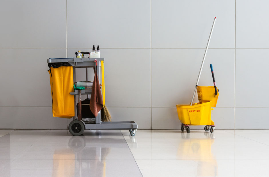 navigating the challenges of commercial cleaning in high traffic areas